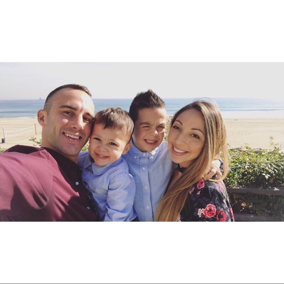 Meet your Posher, Tiffany - Picture 2 of 6